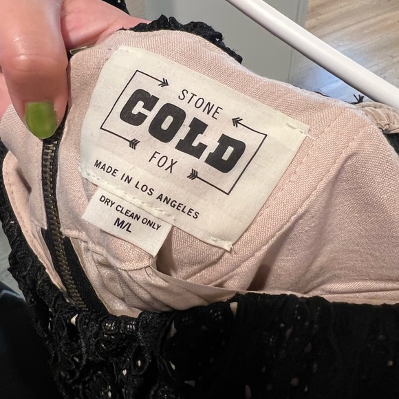 STONE COLD FOX DRESS used once mini lace black dress size medium/ large - Picture 3 of 3